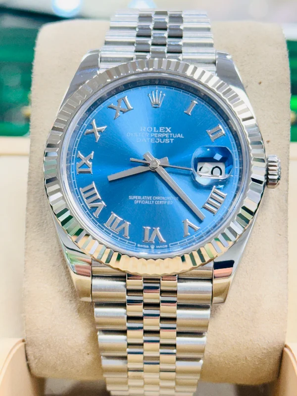 Watches with a classic look Rolex Datejust 41 126334 Blue Azzurro Roman Dial Stainless Steel Fluted Bezel Jubilee Bracelet PreOwned Watches with a classic look Rolex Datejust 41 126334 Blue Azzurro Roman Dial Stainless Steel Fluted Bezel Jubilee Bracelet PreOwned